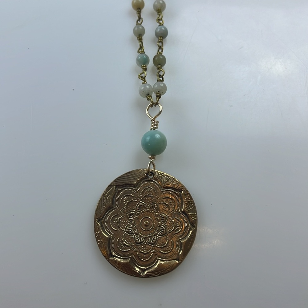 Beautiful Mandala Disc Pendant Long Statement Necklace HR13-18 - Picture 3 of 6